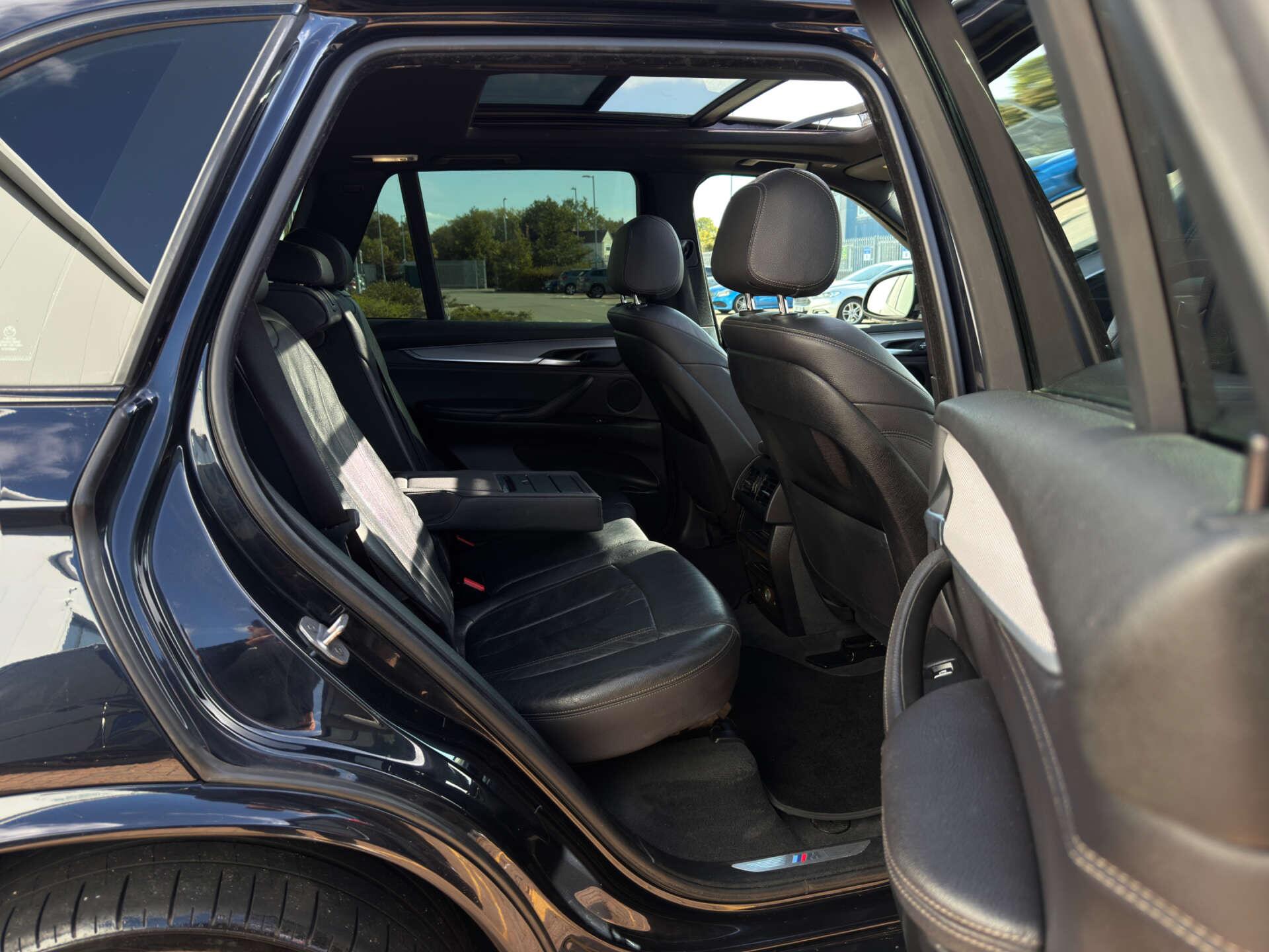 BMW X5 view 27