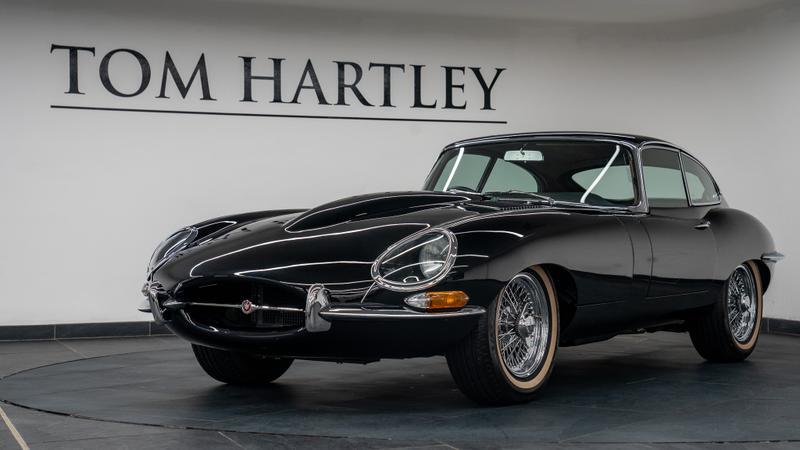 Jaguar E-Type view 15
