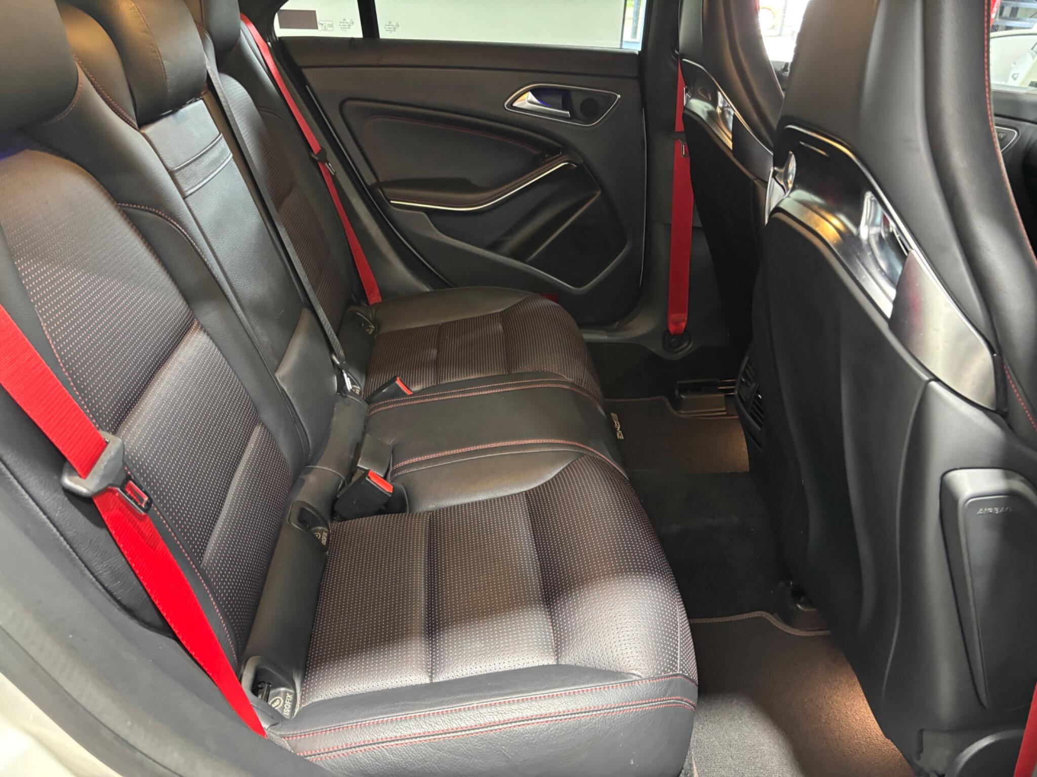 Mercedes-Benz Cla view 21