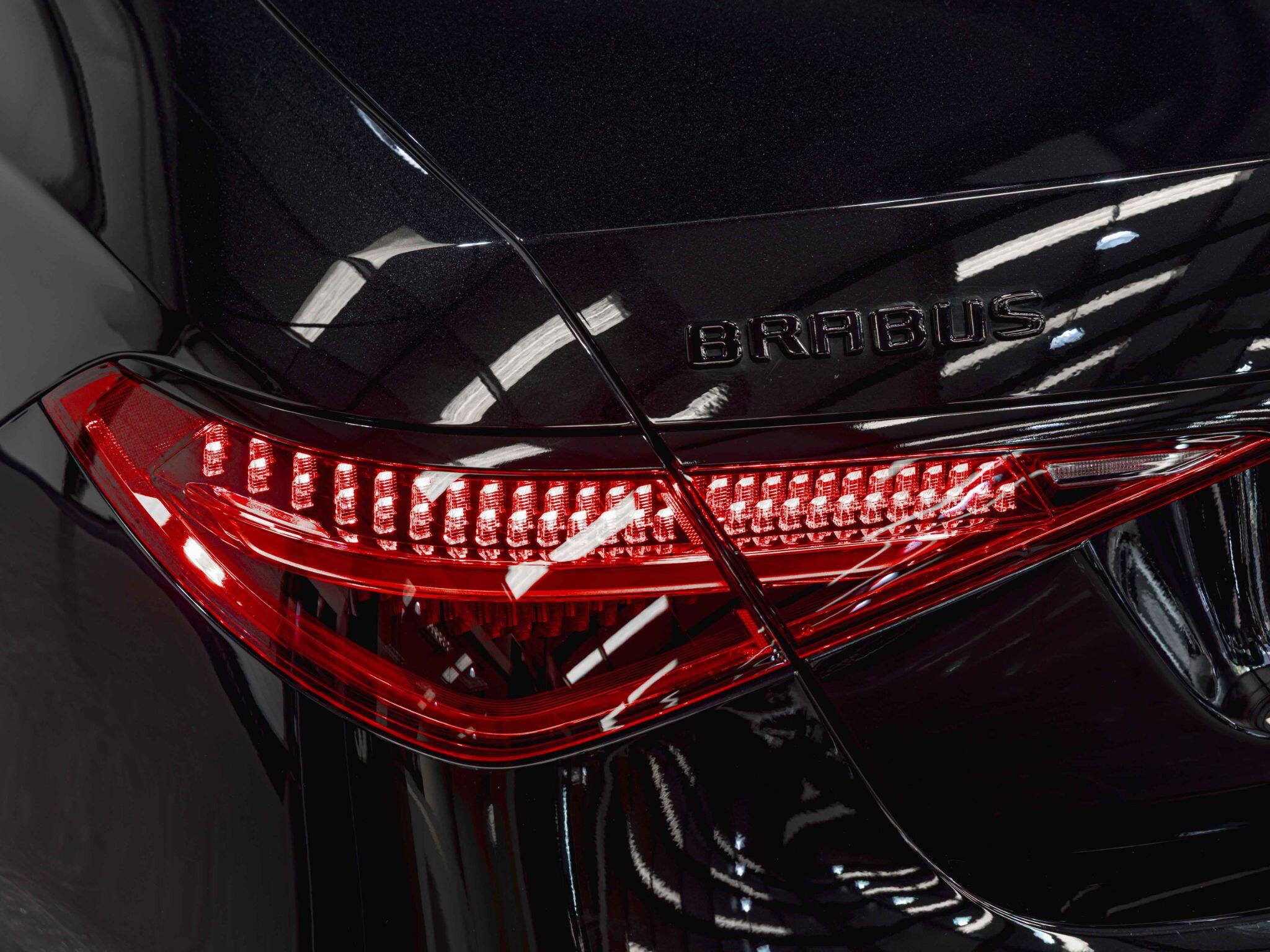 Mercedes-Benz S Class view 17