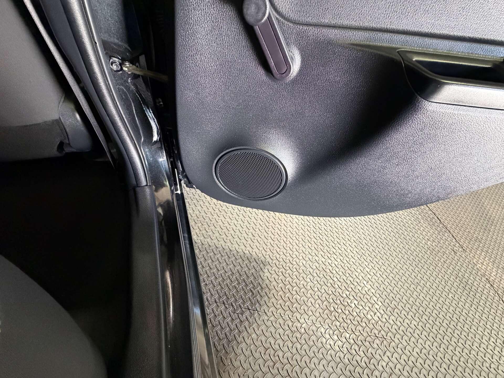 Toyota Yaris view 41