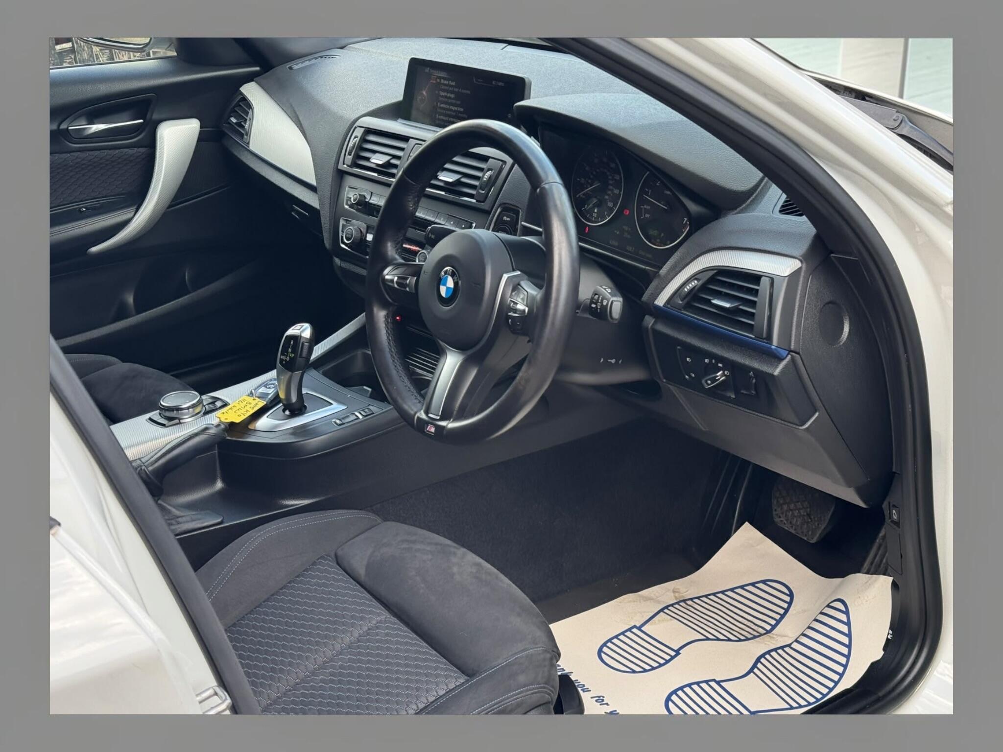 BMW 1 Series view 17