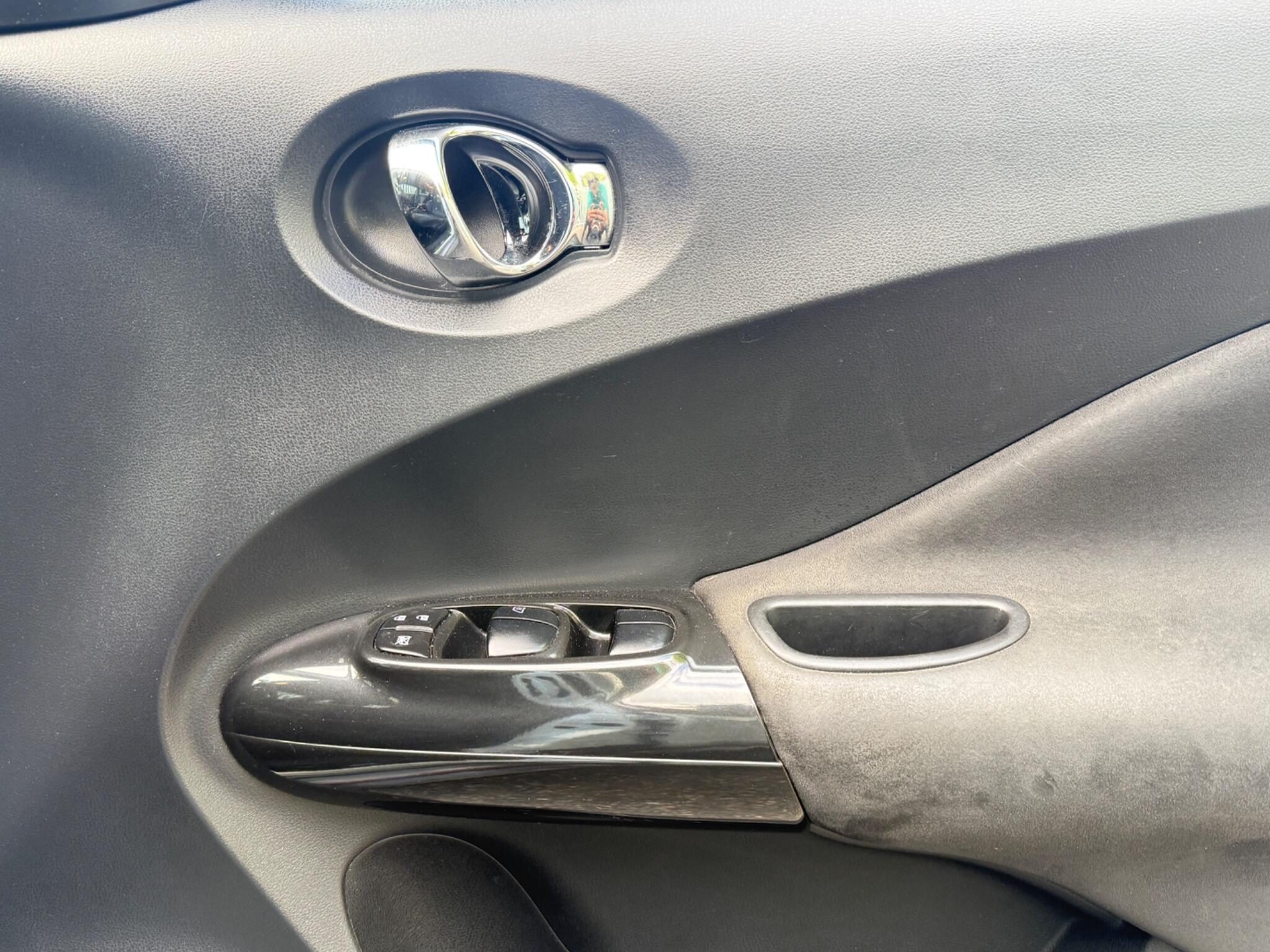 2015 Nissan Juke image 32