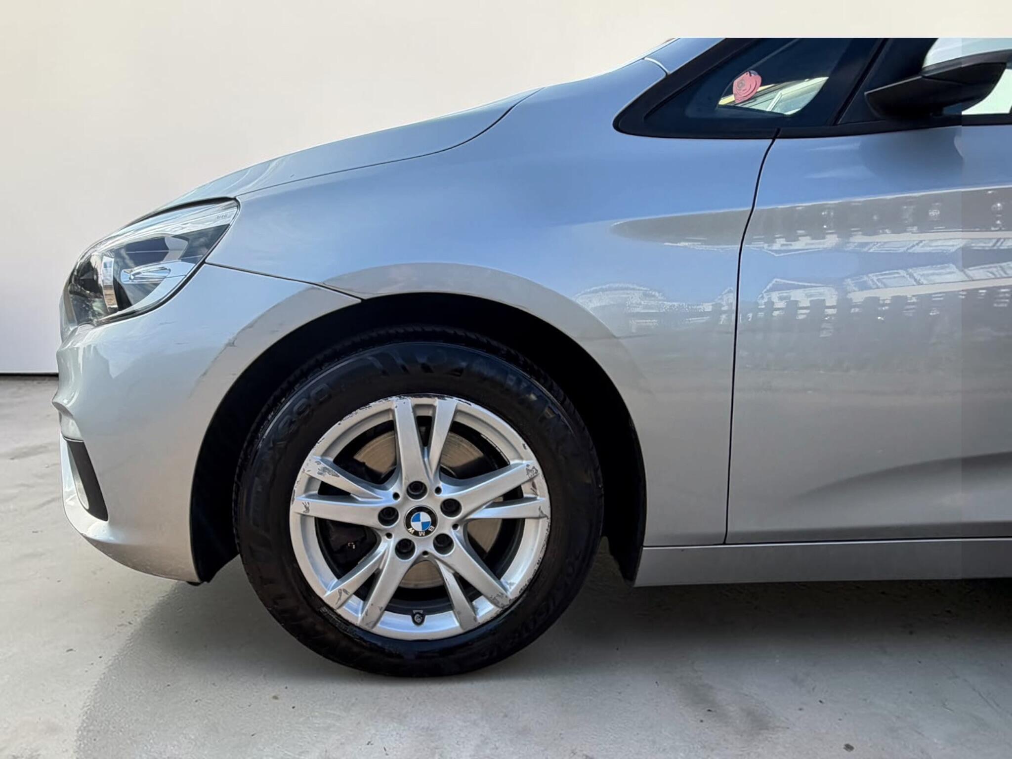 BMW 2 Series view 37