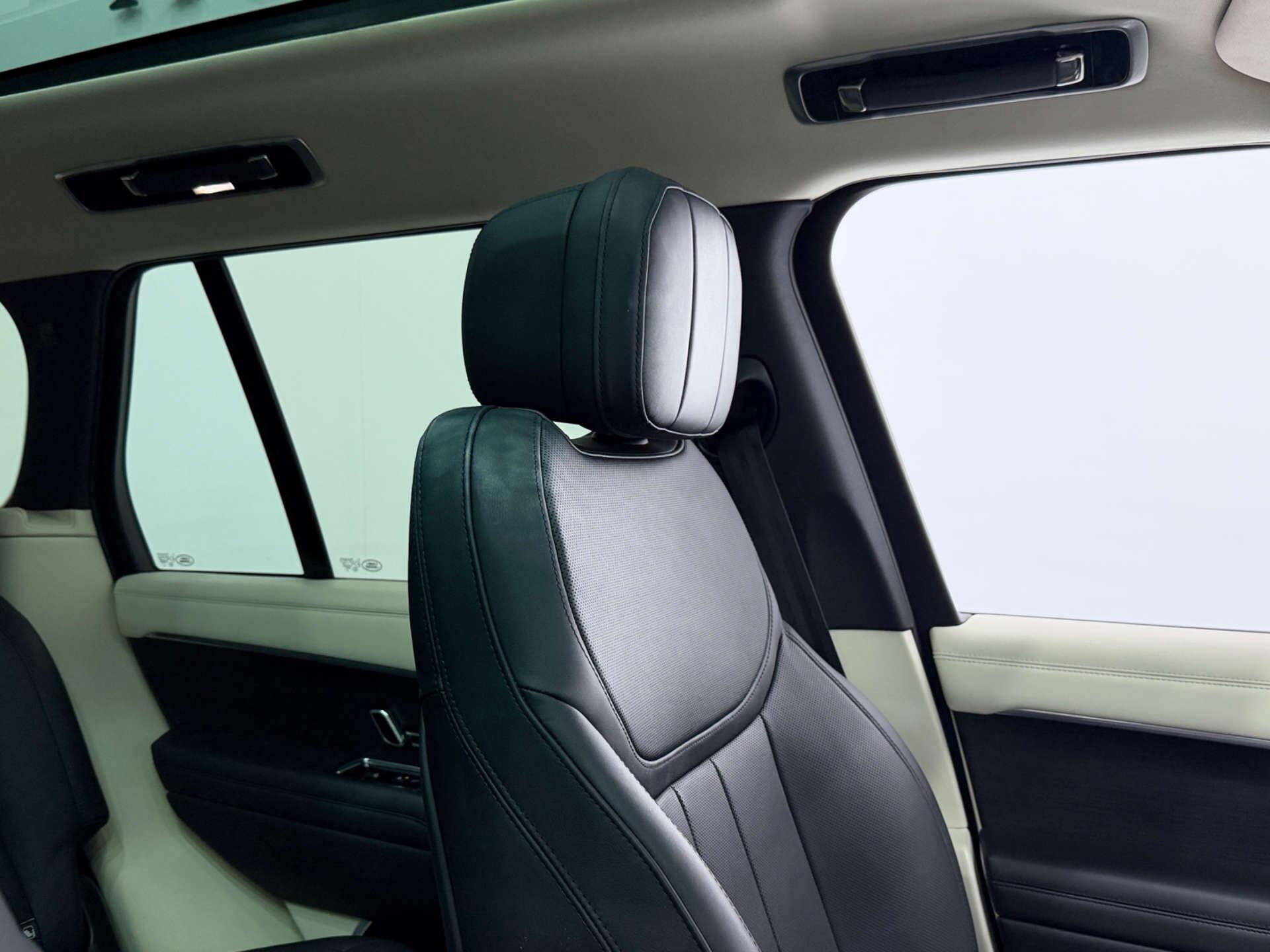 Land Rover Range Rover view 37