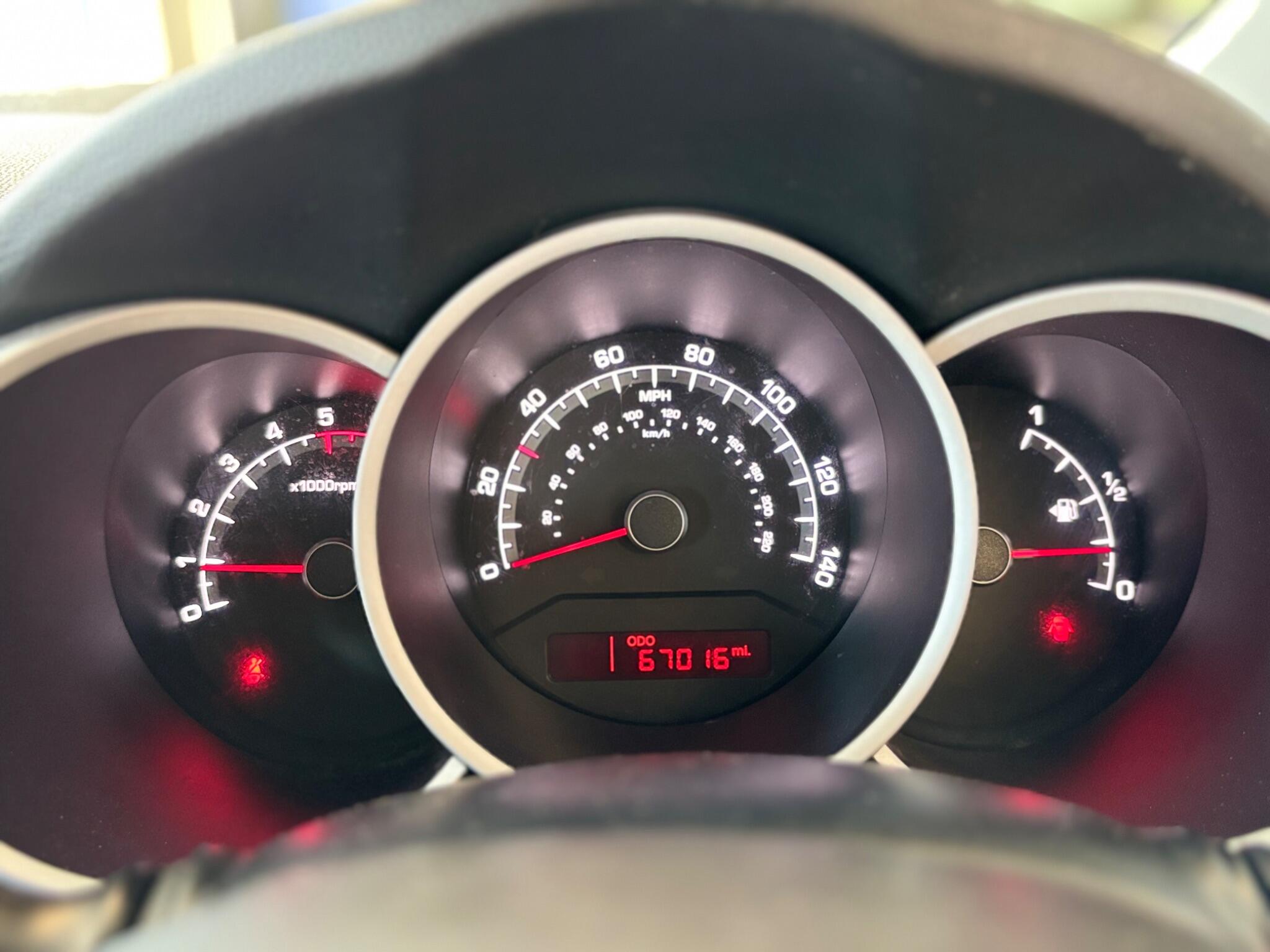 Kia Venga view 24