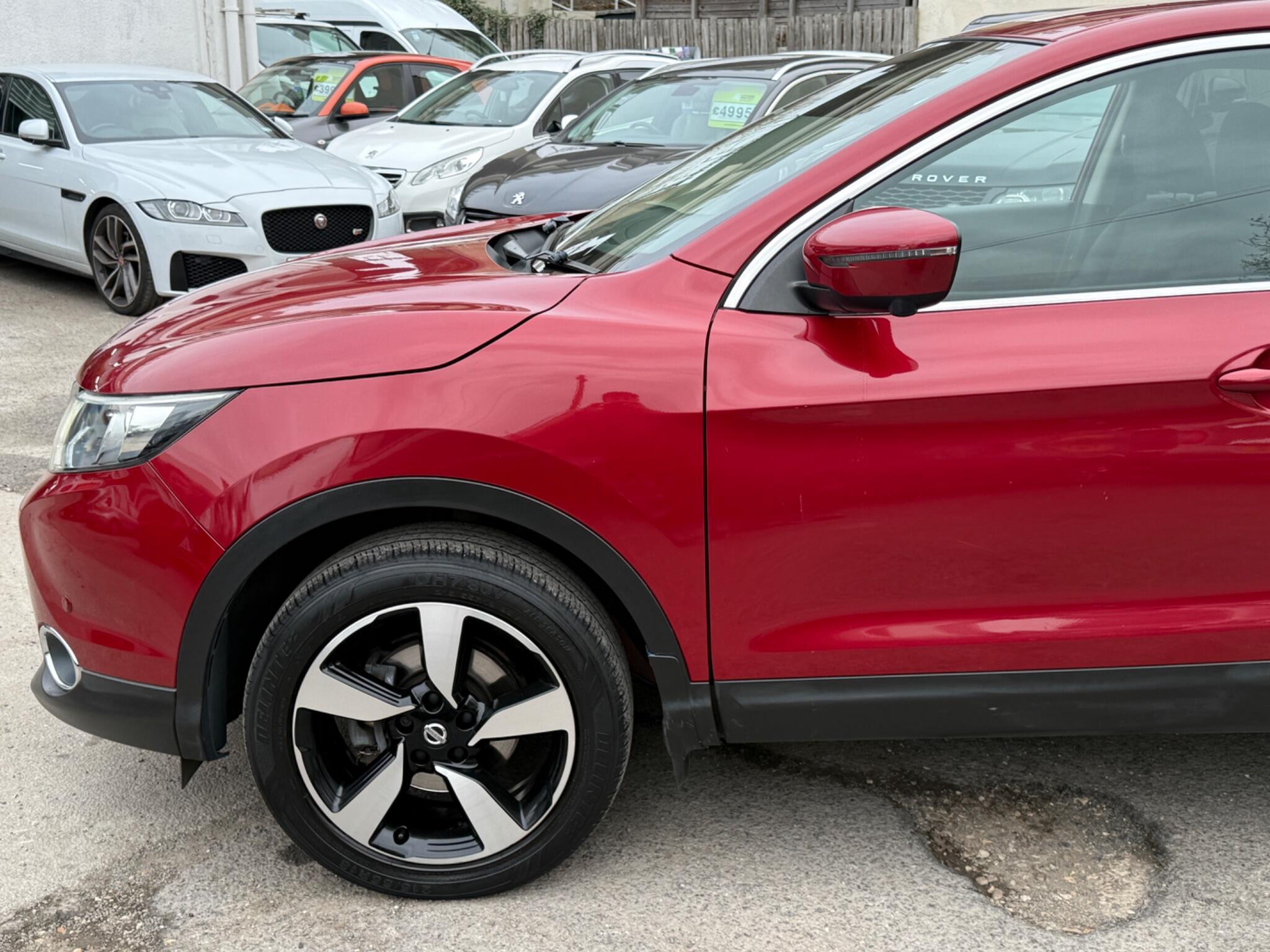 Nissan Qashqai - Image 12