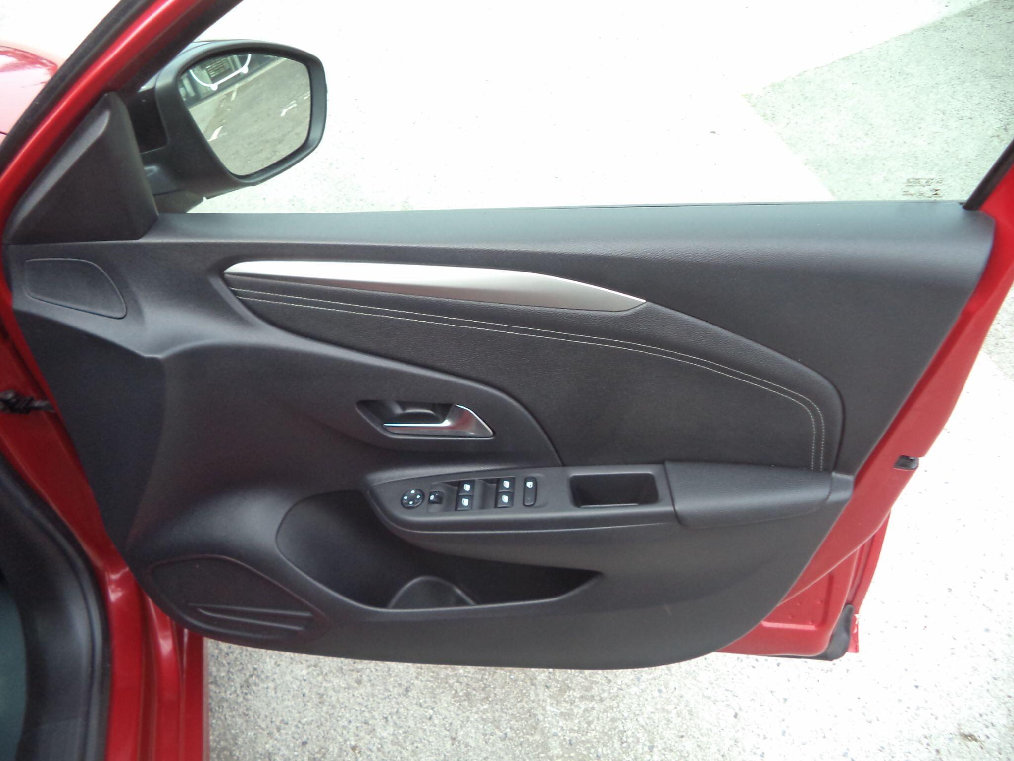 Vauxhall Corsa view 23