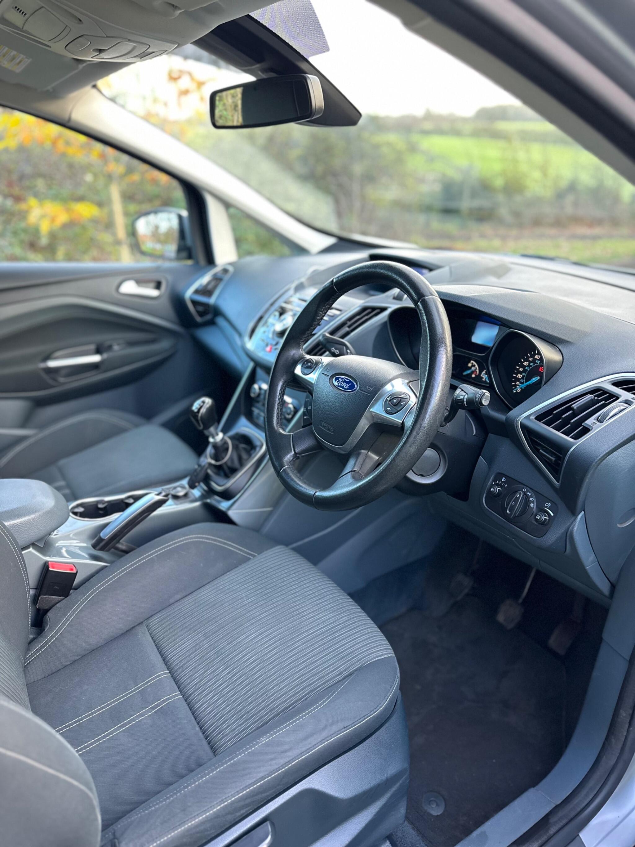 2013 Ford C-Max 1.6 TDCi Titanium Euro 5 5dr • 109,000 miles image 19