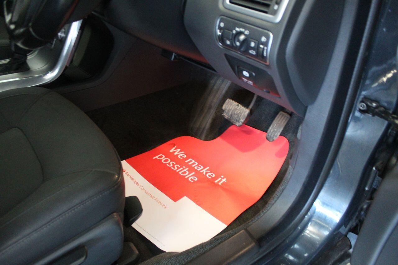 Volvo V70 view 49