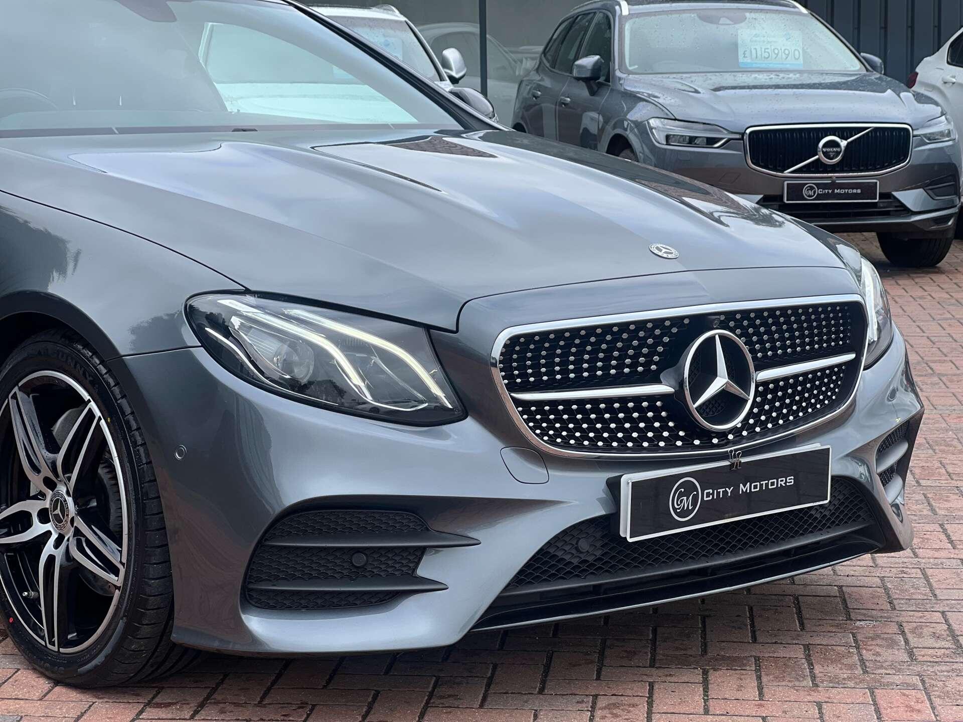 Mercedes-Benz E-Class view 6