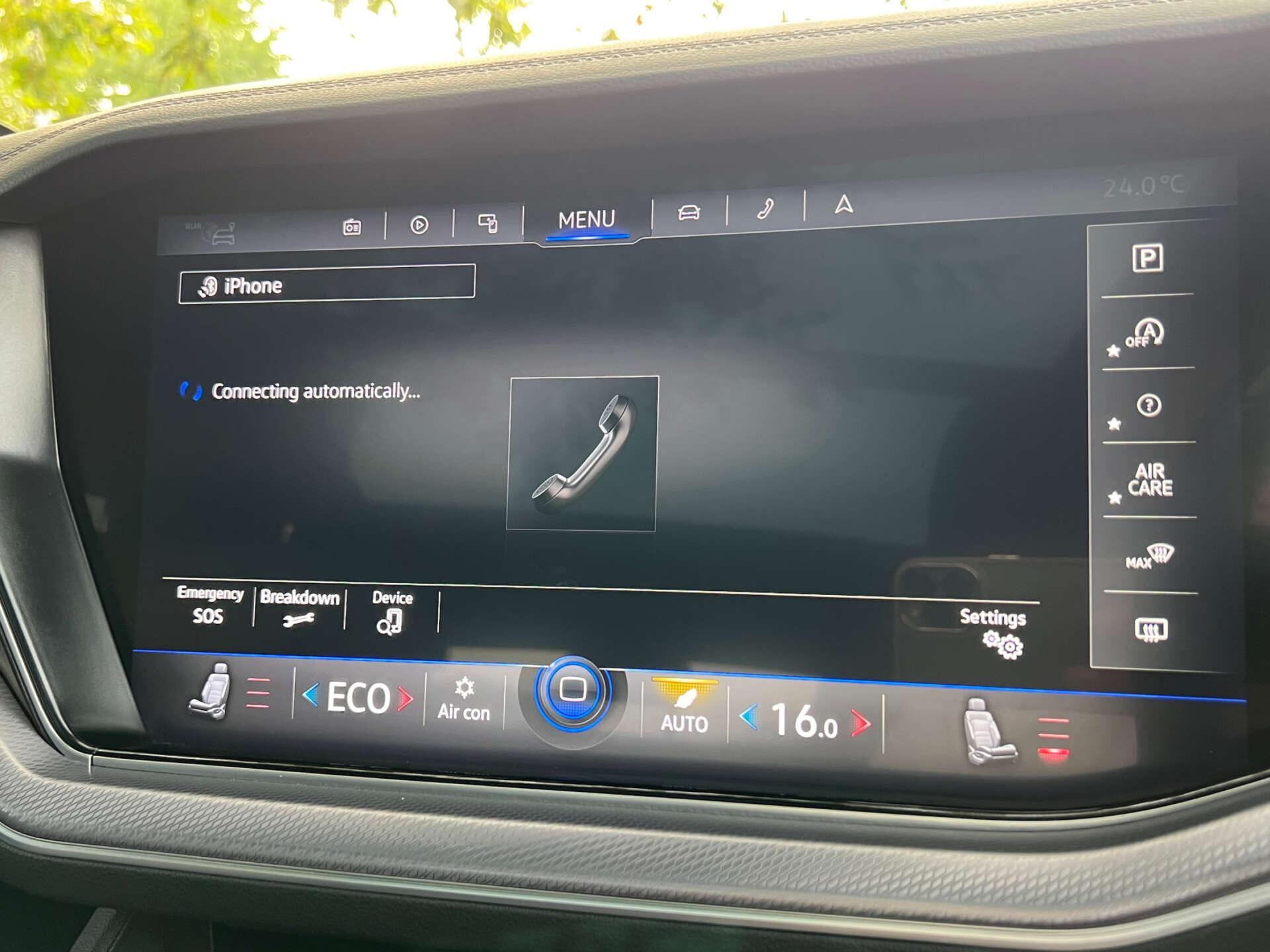 Volkswagen Touareg view 46