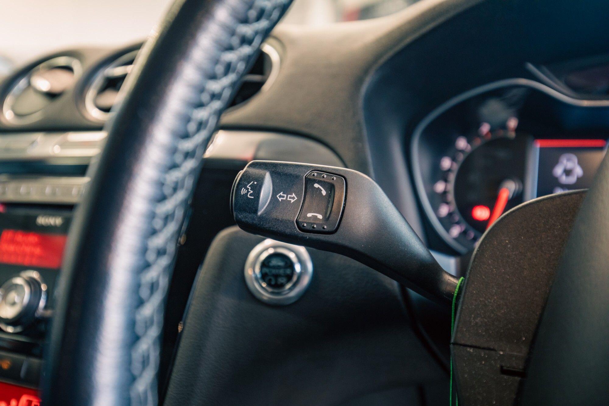 Ford S-Max view 15