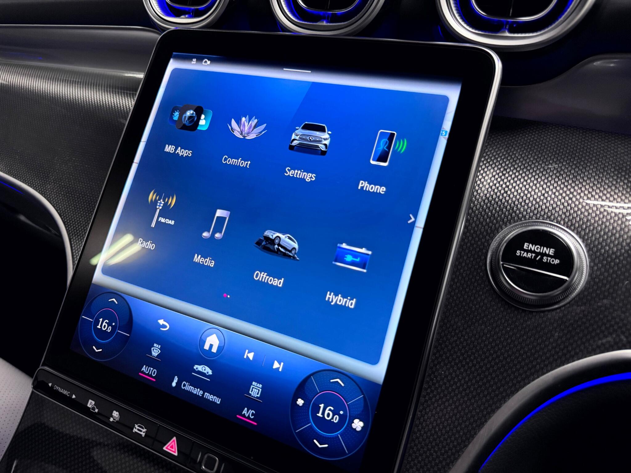 Mercedes-Benz GLC view 40