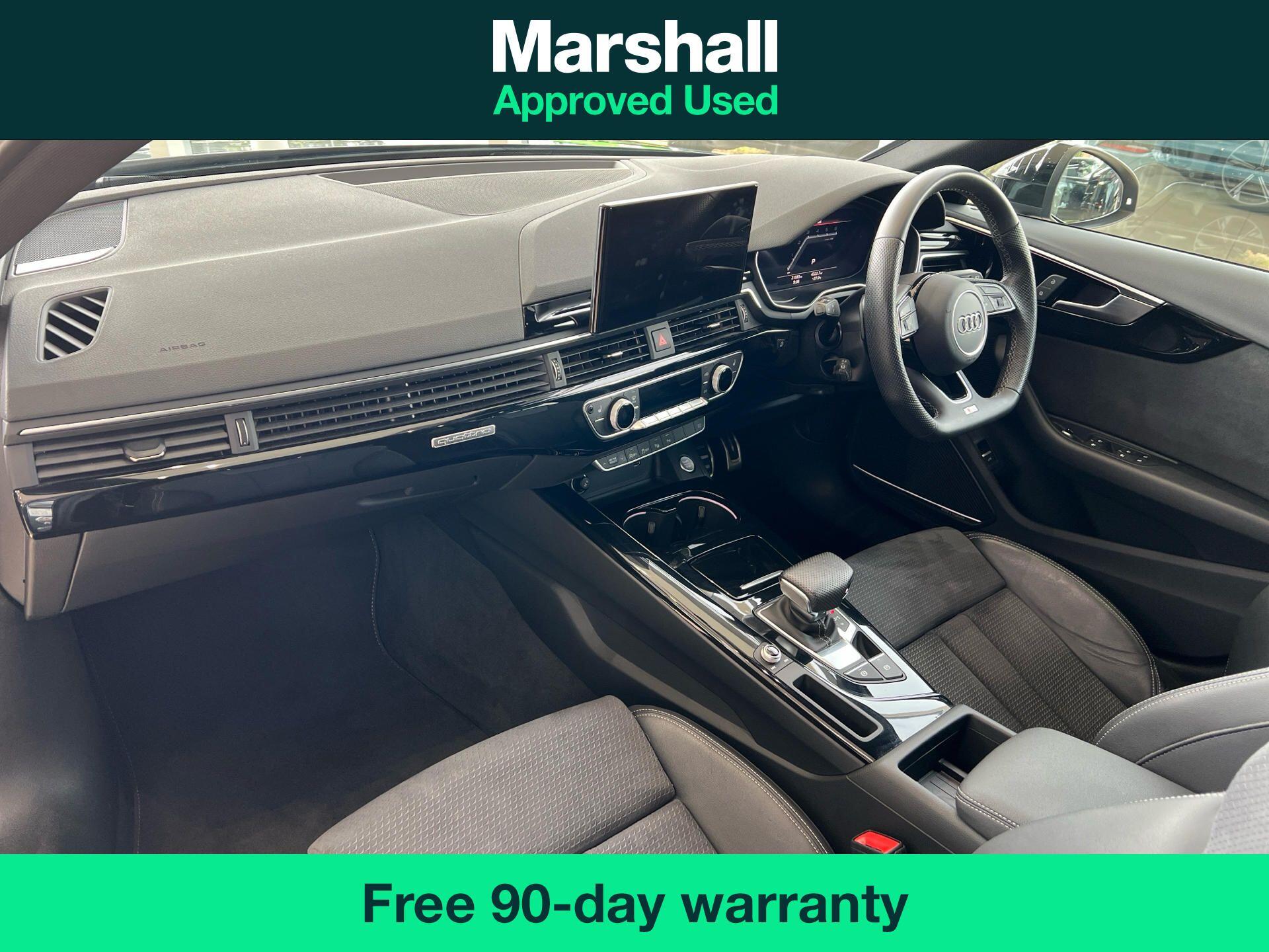 Audi A4 view 12