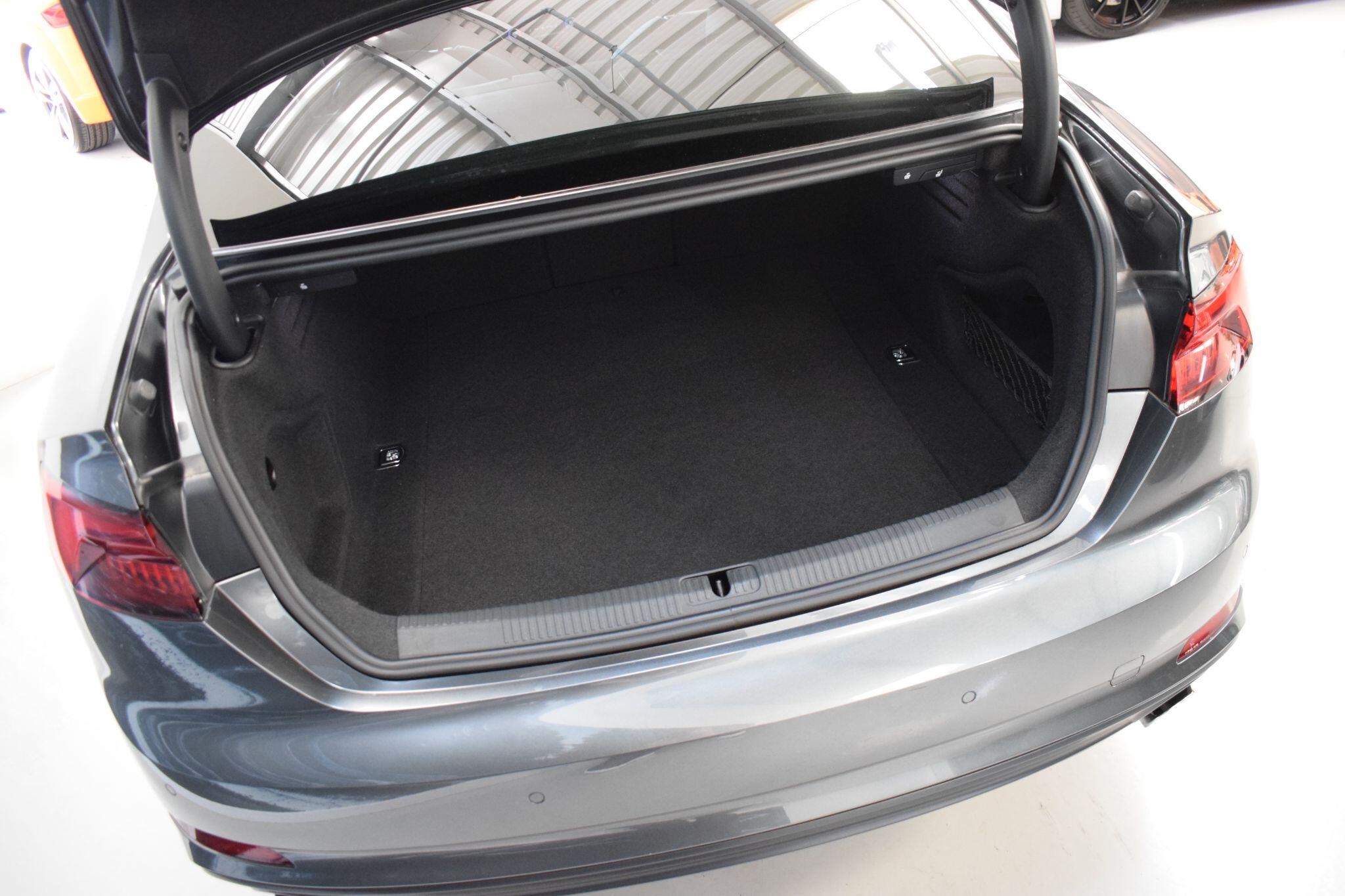 Audi A5 view 28
