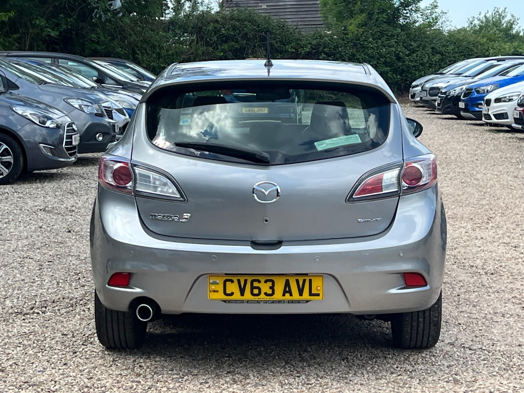 Mazda Mazda3 view 10