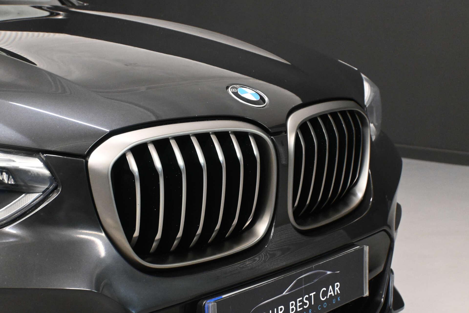 BMW X3 view 23