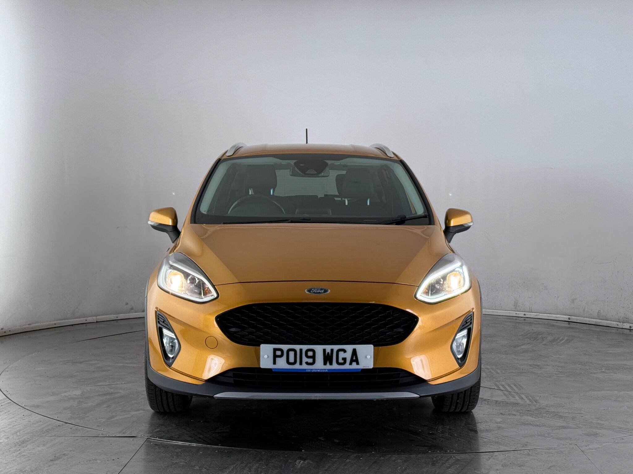 Ford Fiesta view 3
