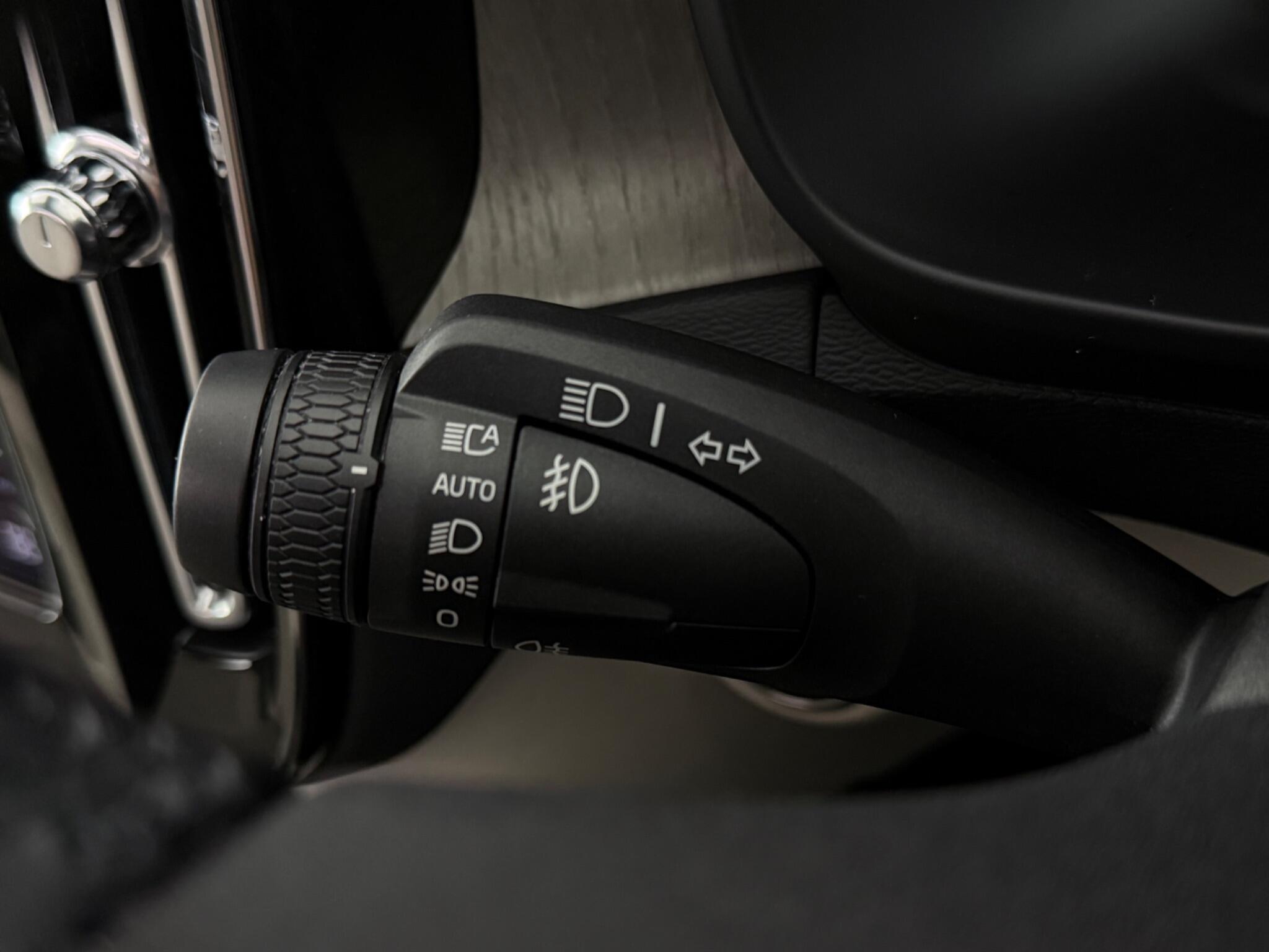 Volvo XC40 view 20