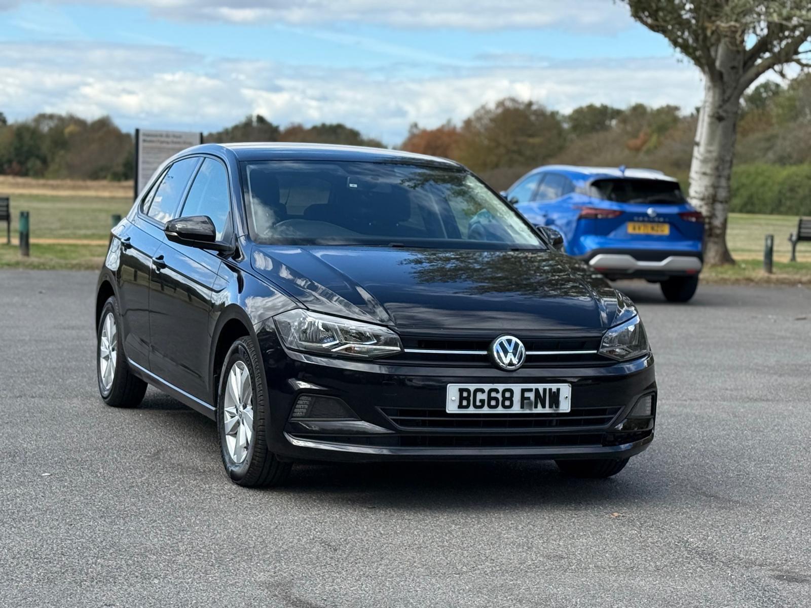Volkswagen Polo view 5