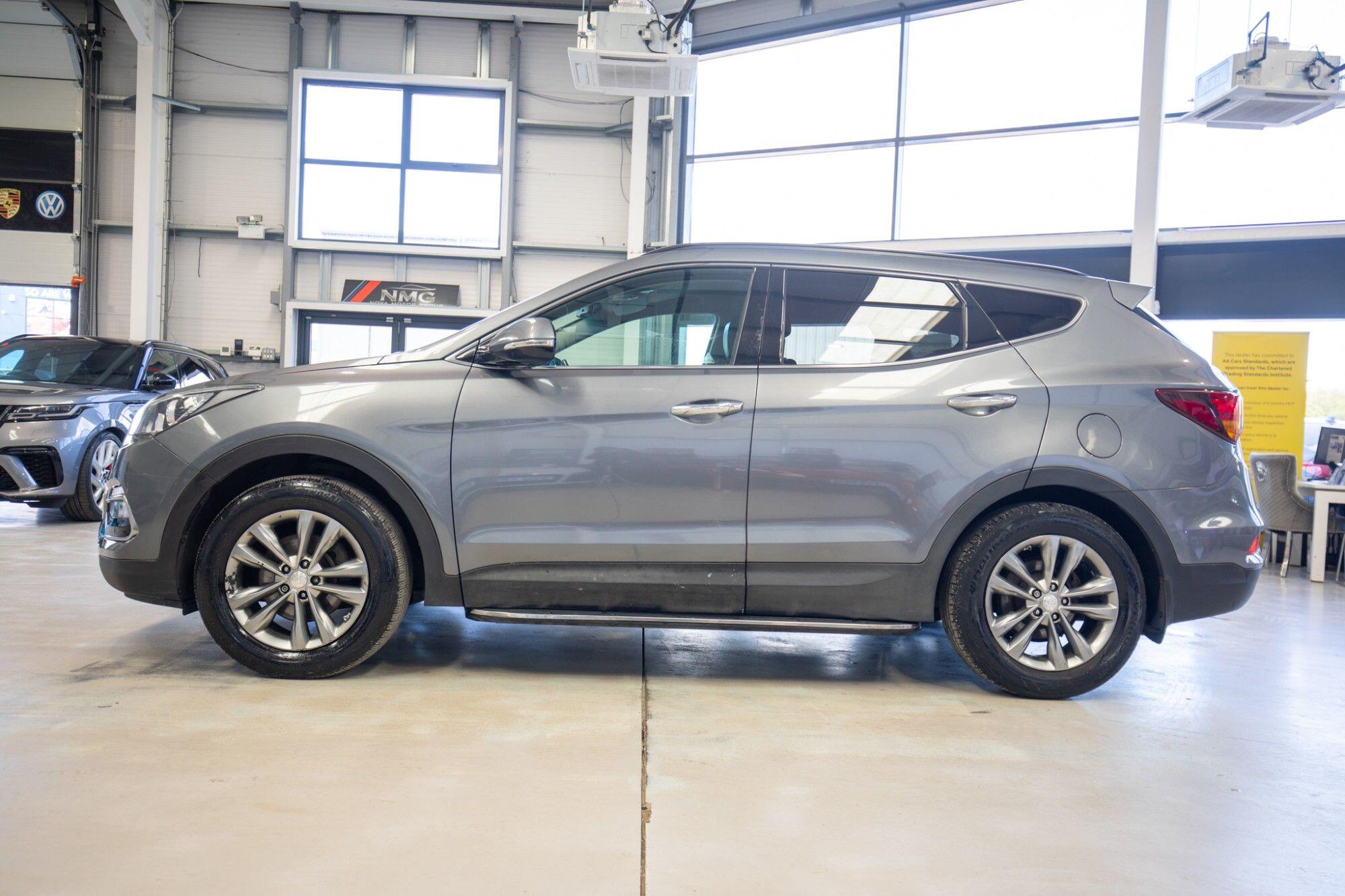Hyundai Santa Fe view 15