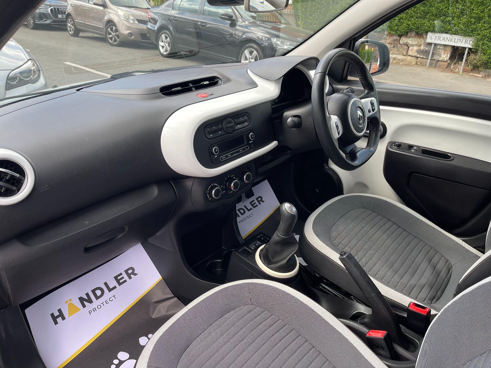 Renault Twingo view 33