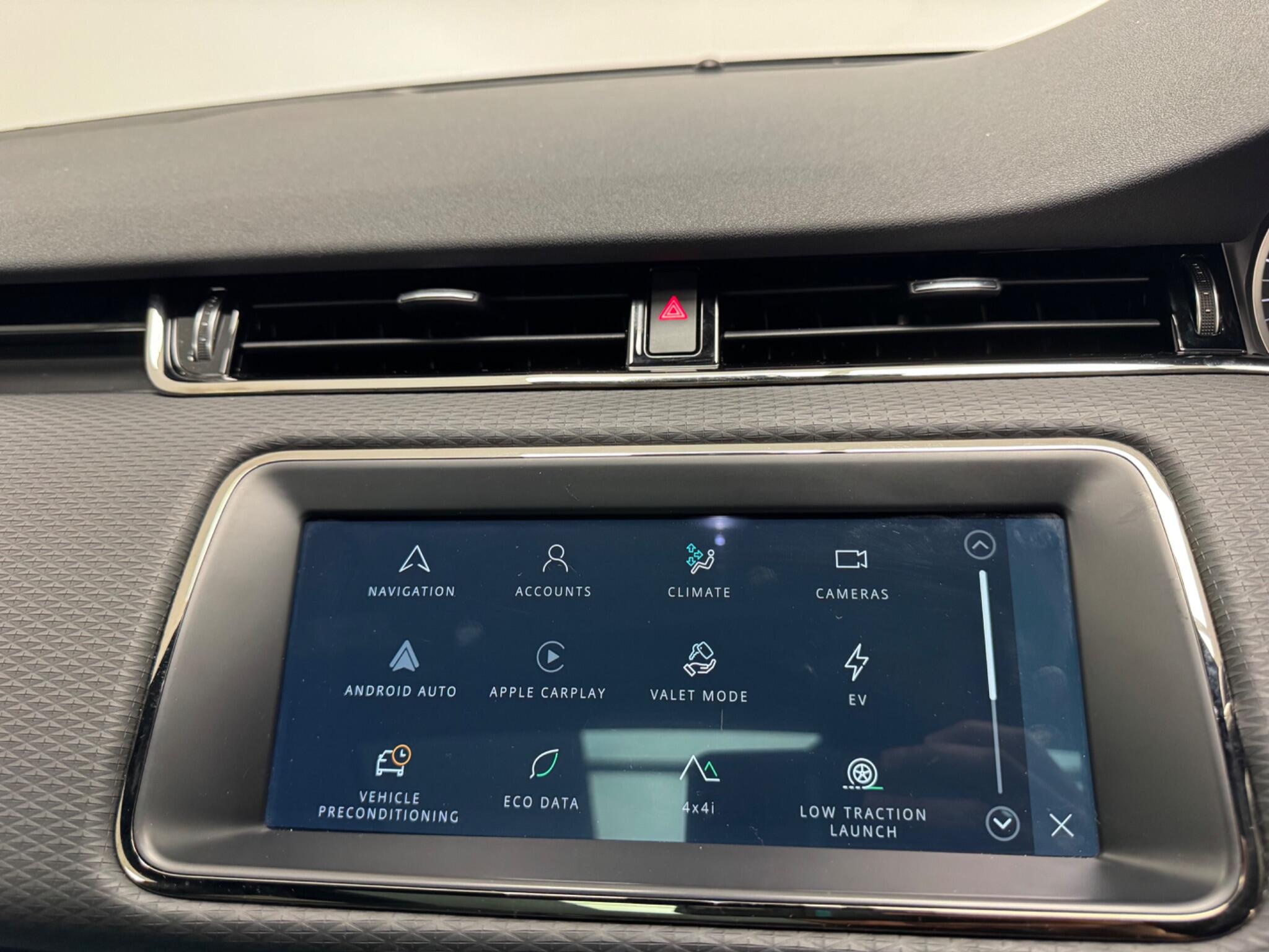 Land Rover Range Rover Evoque view 23
