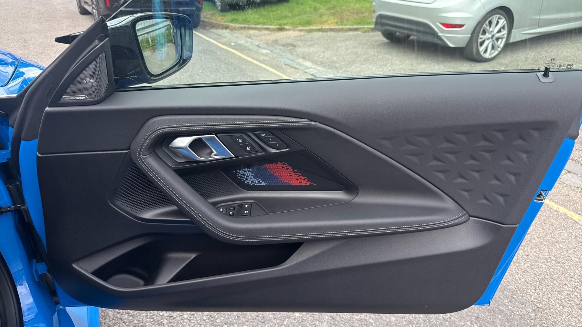 BMW M2 view 33