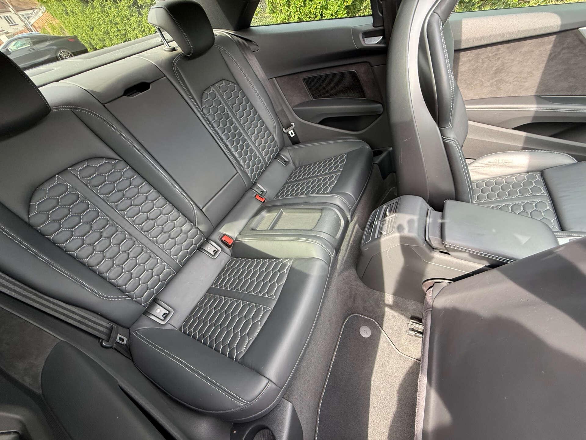 Audi RS5 view 38