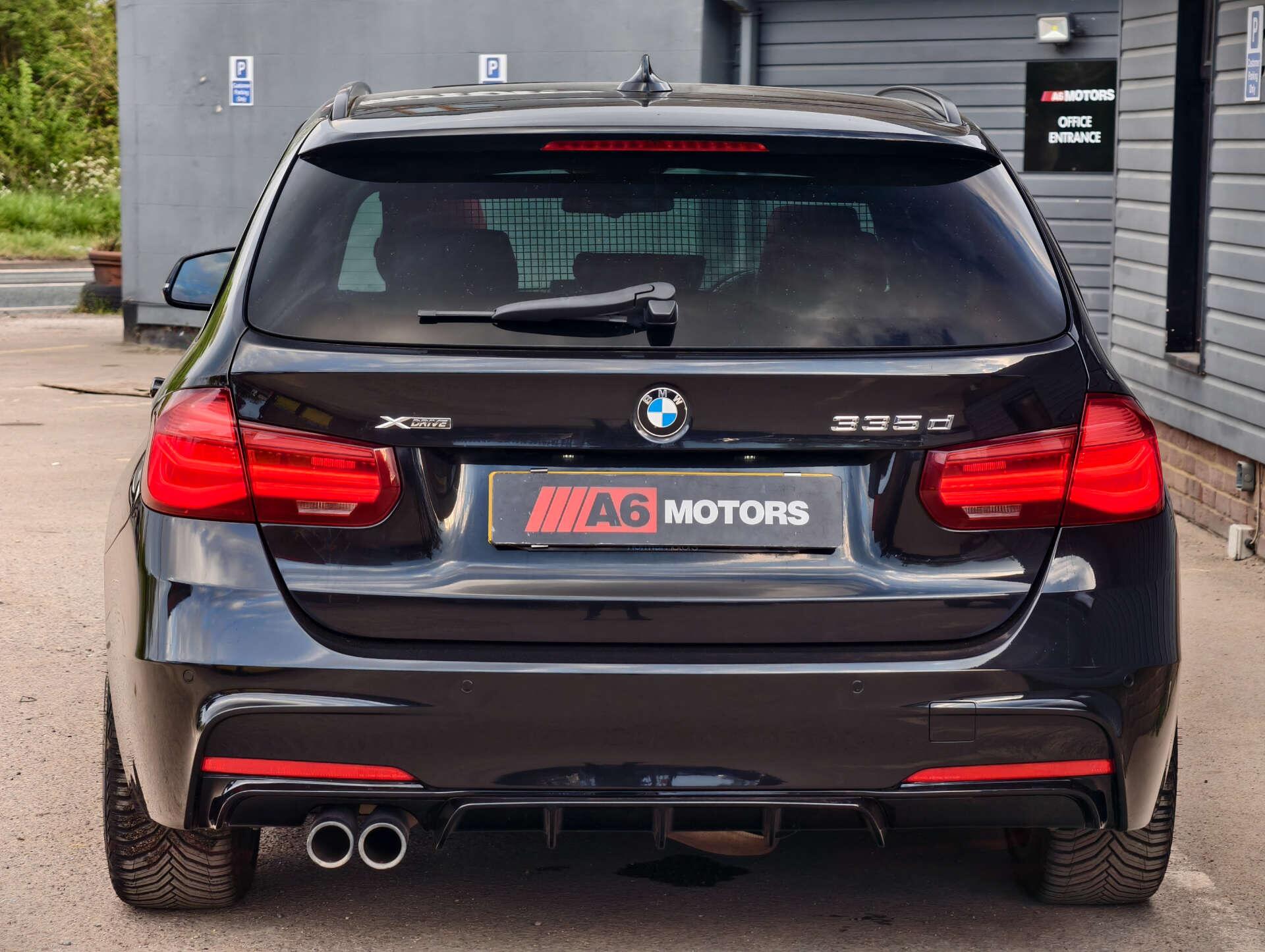 BMW 3 Series view 15