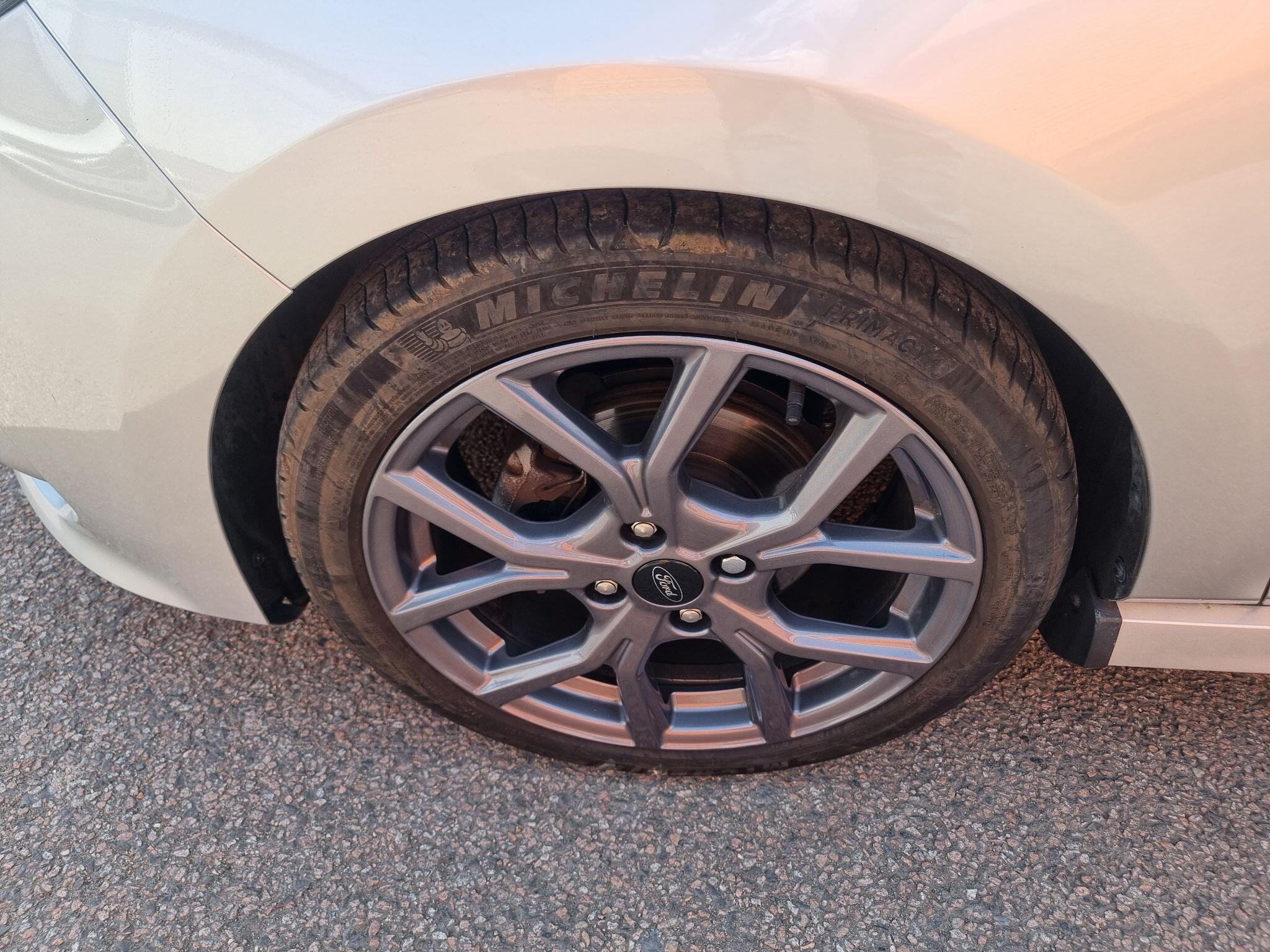 Ford Fiesta view 13