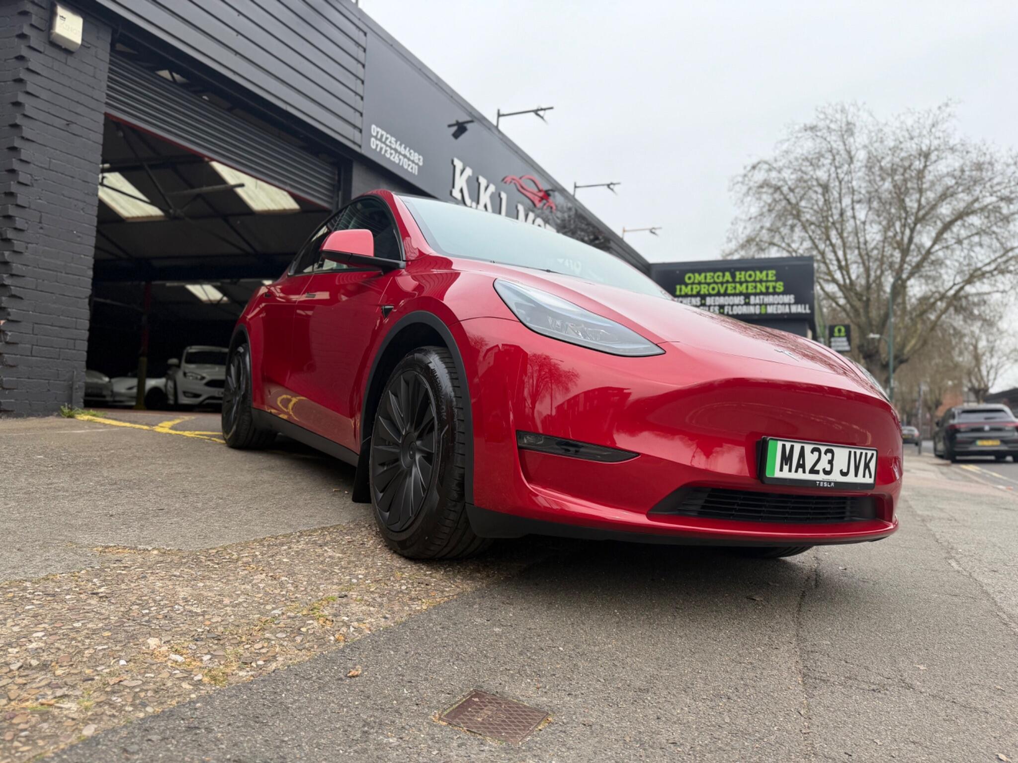 Tesla Model Y view 17