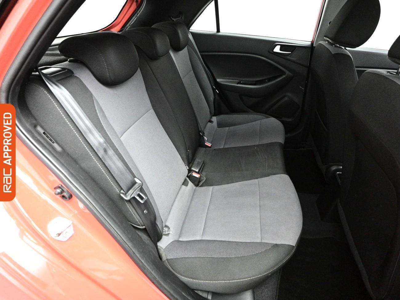 Hyundai I20 view 12