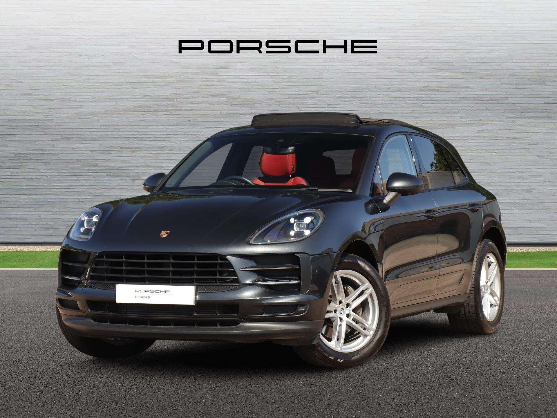 Porsche Macan view 7