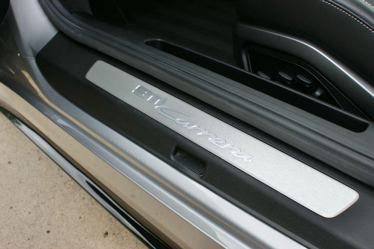 Porsche 911 view 49