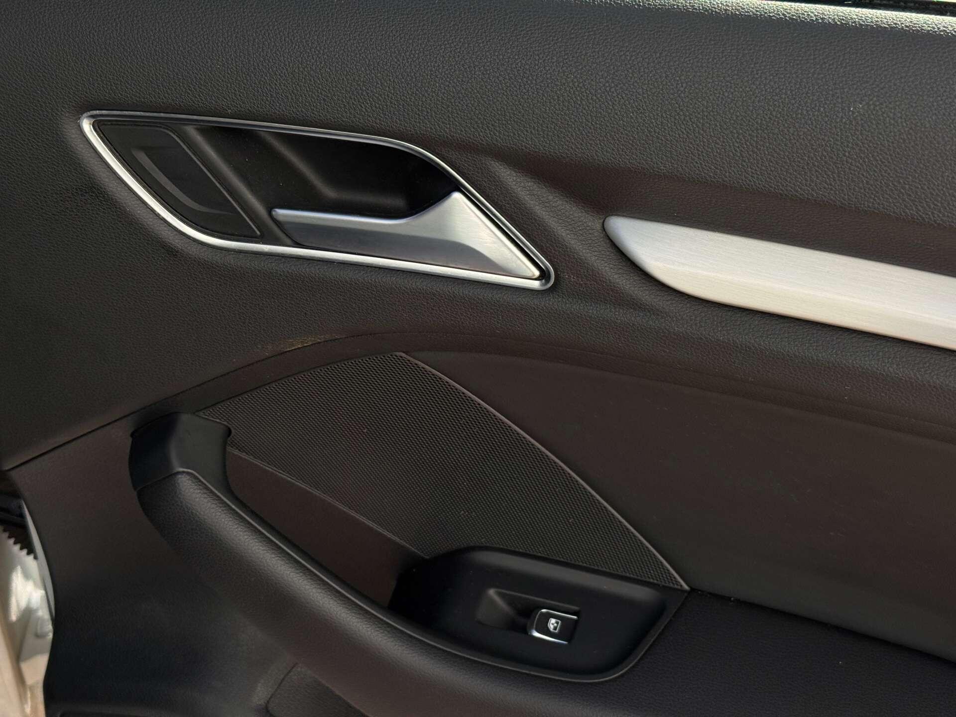 Audi A3 view 25