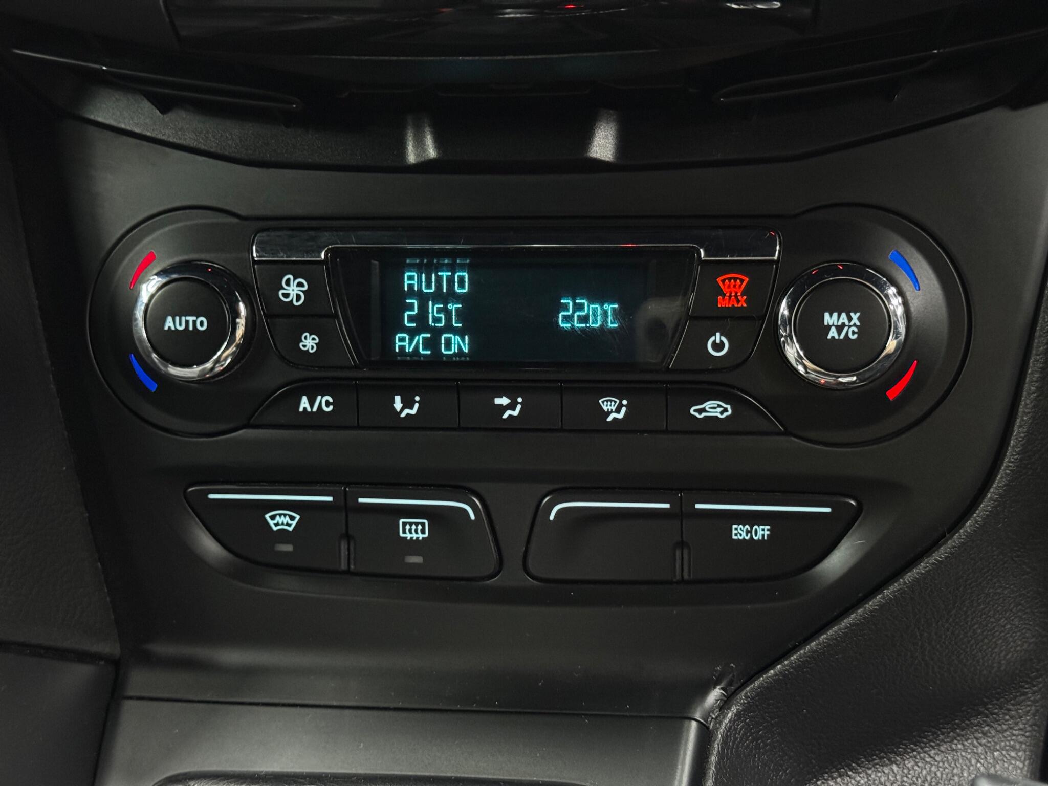 Ford Focus view 26