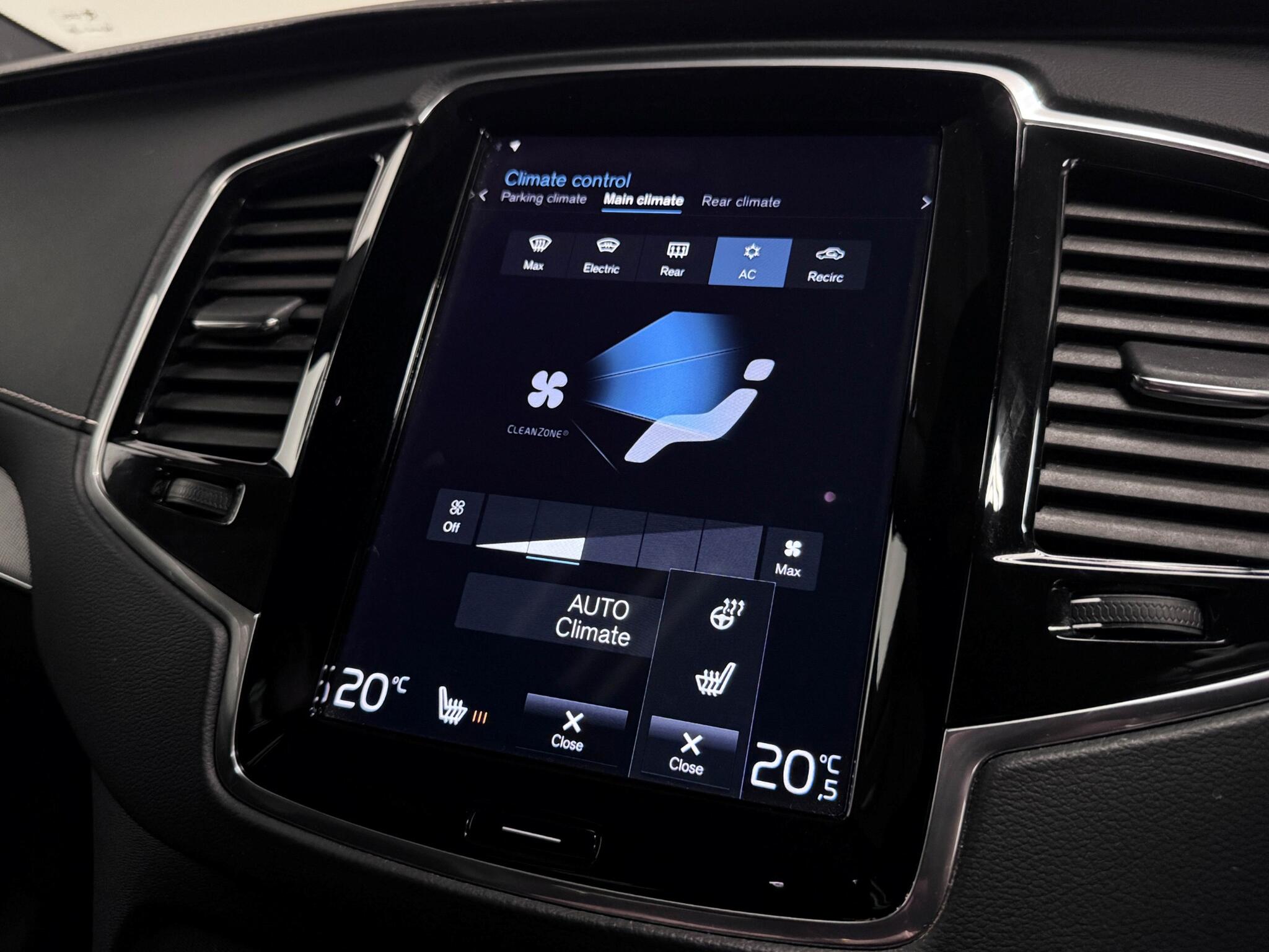 Volvo XC90 view 47