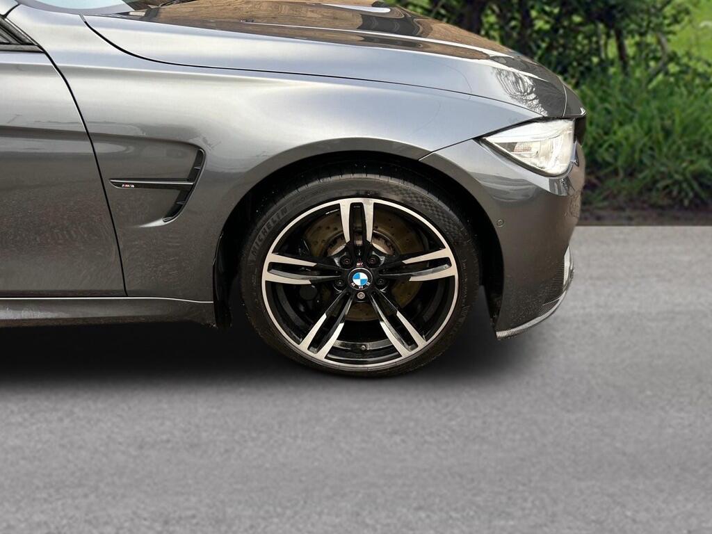 2016 BMW M3 image 12