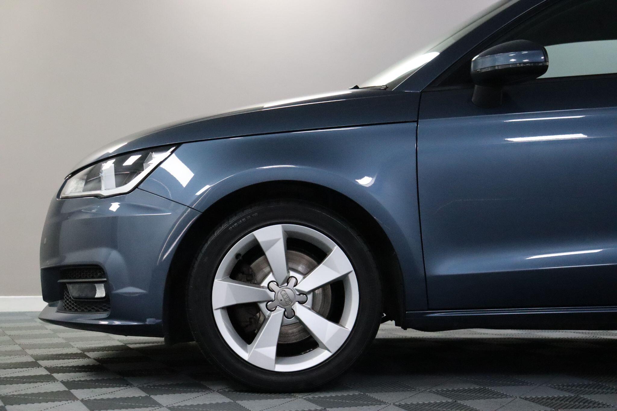 Audi A1 view 30