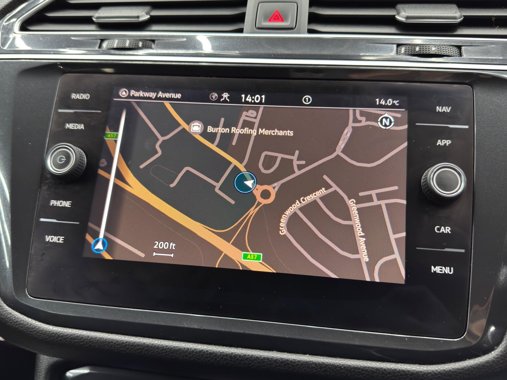 Volkswagen Tiguan Allspace view 29