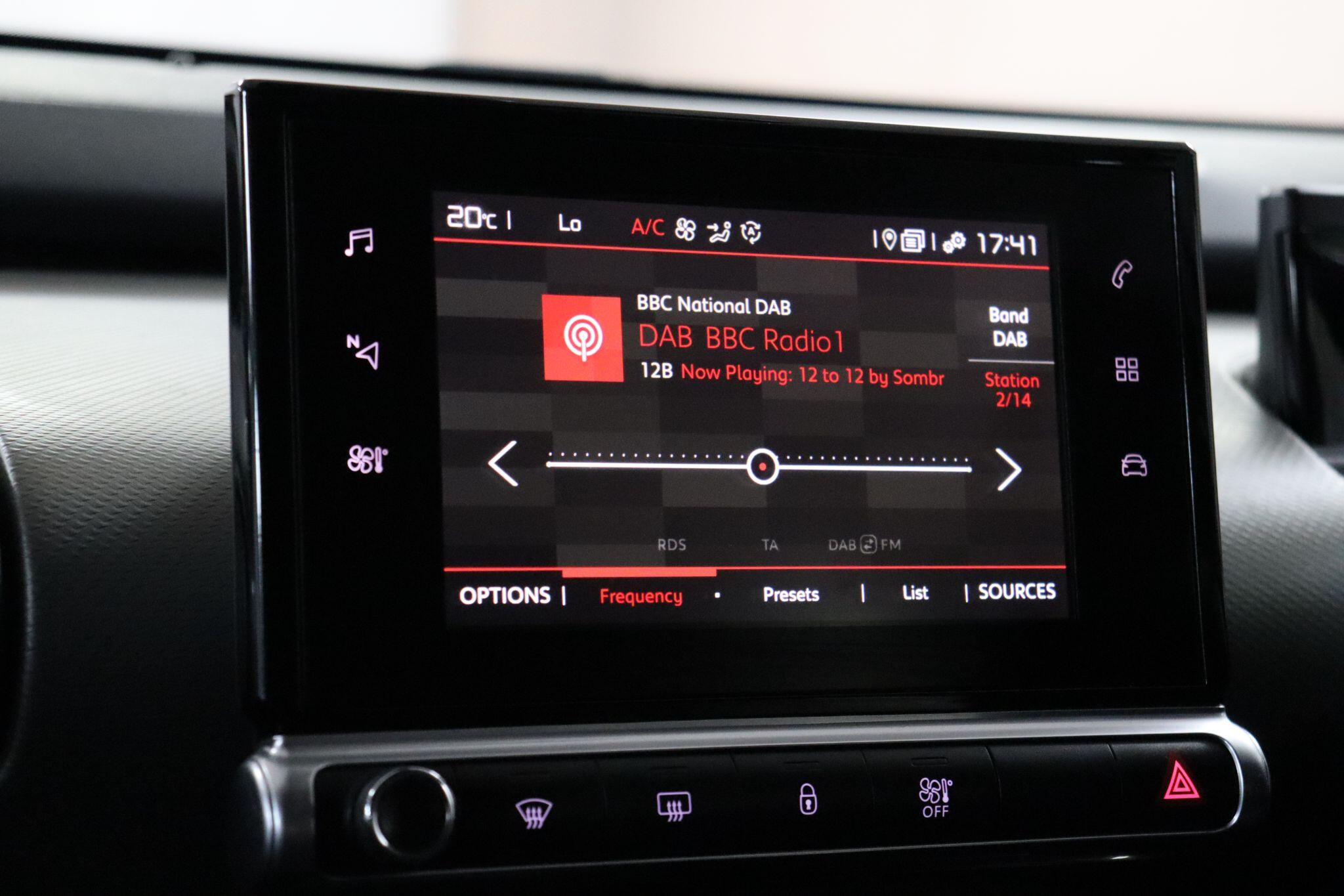 Citroen C4 Cactus view 40