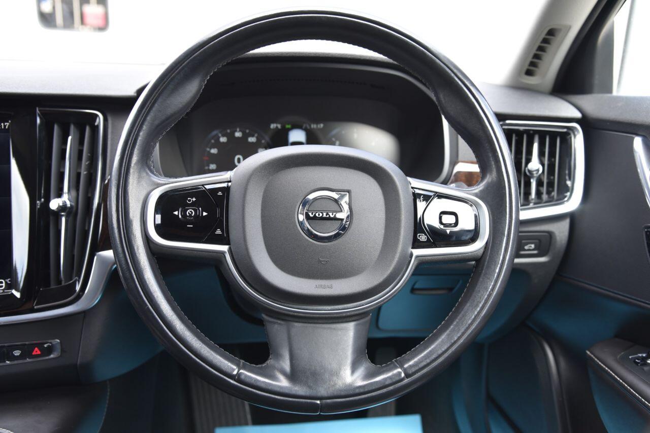 Volvo V90 view 29