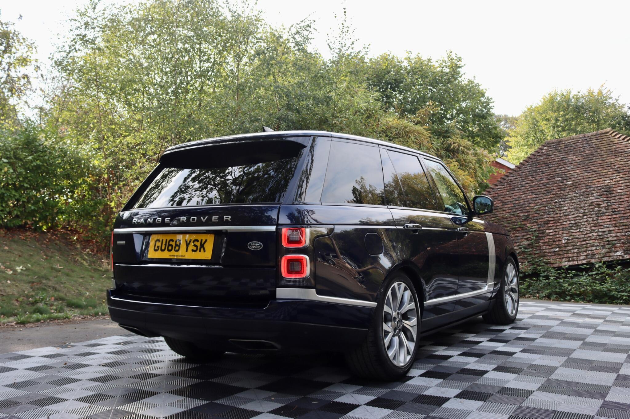 Land Rover Range Rover view 36