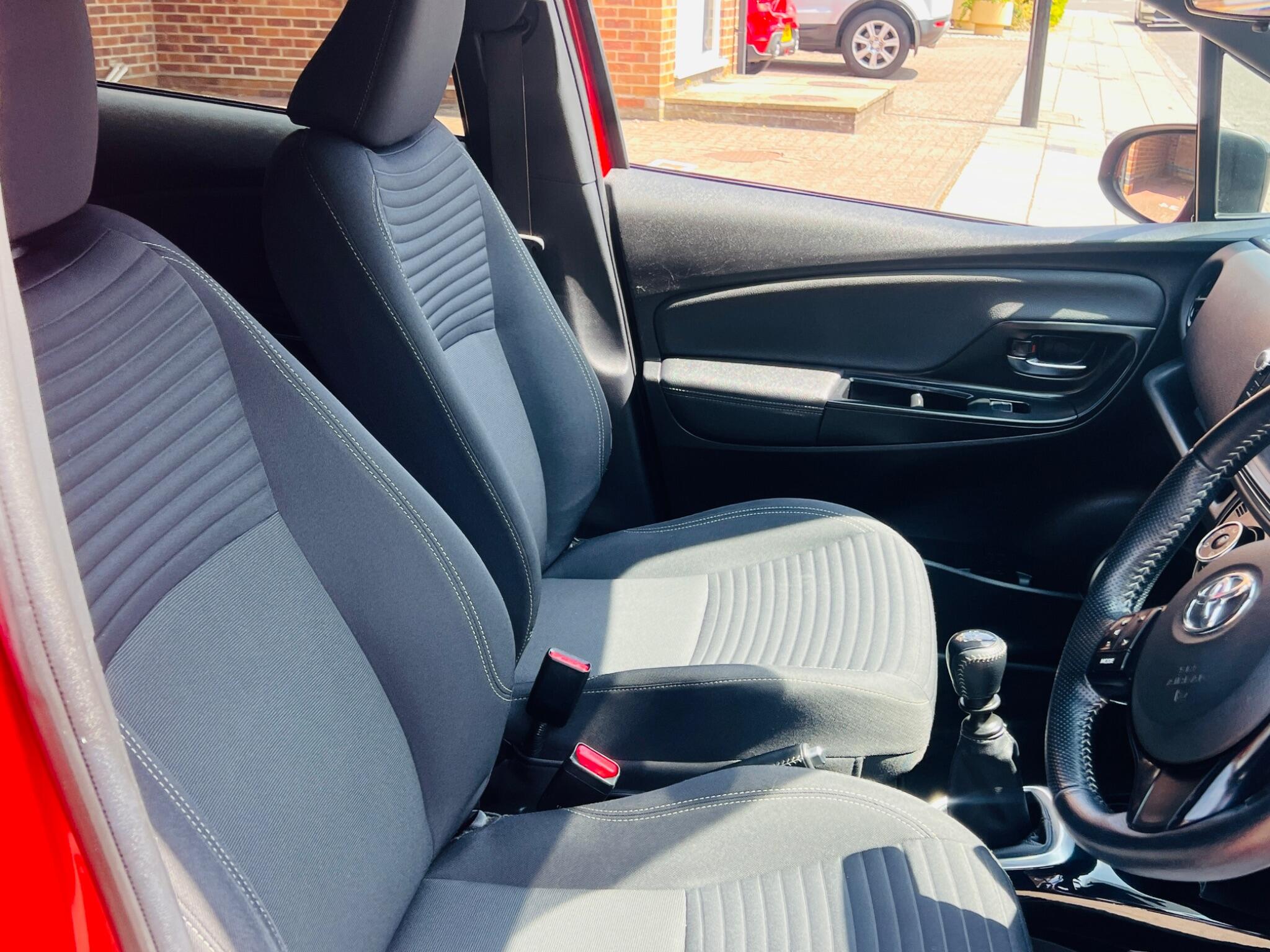 Toyota Yaris view 29