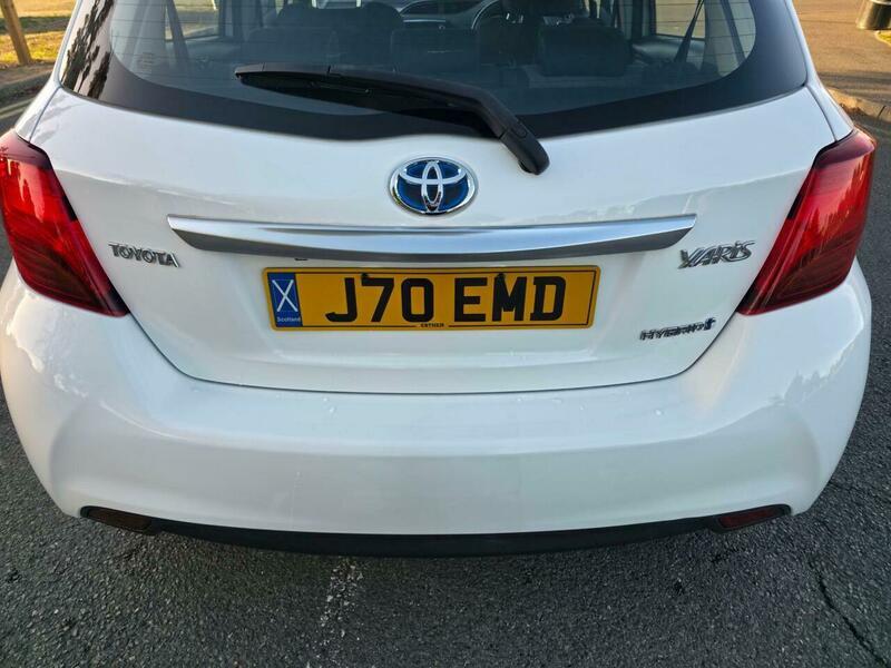 Toyota Yaris view 27