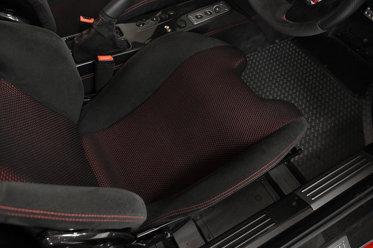 Ferrari F430 view 11