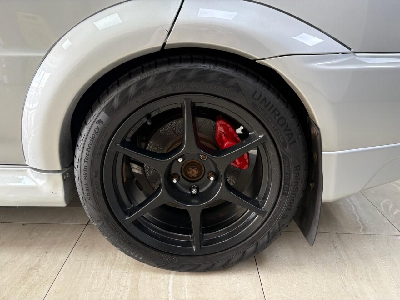 Mitsubishi Lancer view 18