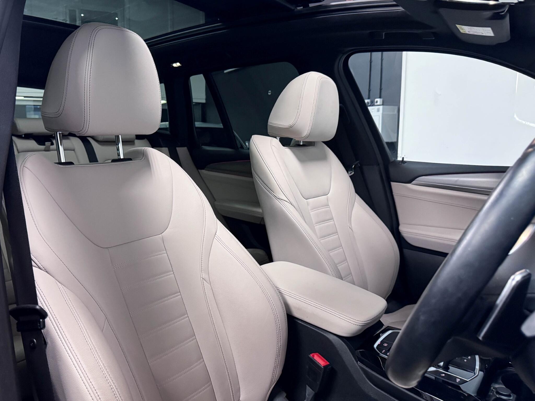 BMW X3 view 27